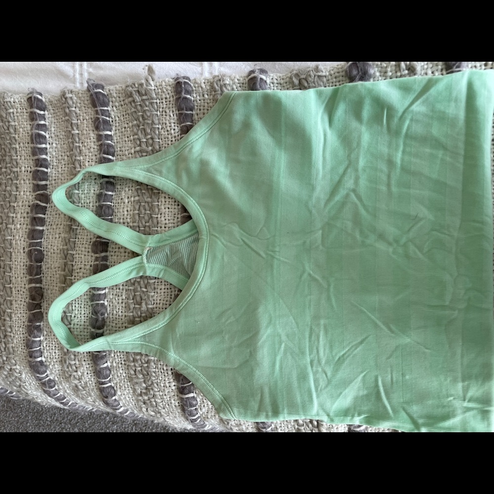 Lululemon Y tank